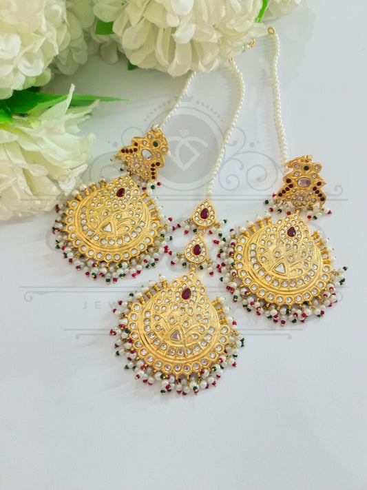 KUNDAN EARRING WITH TIKKA