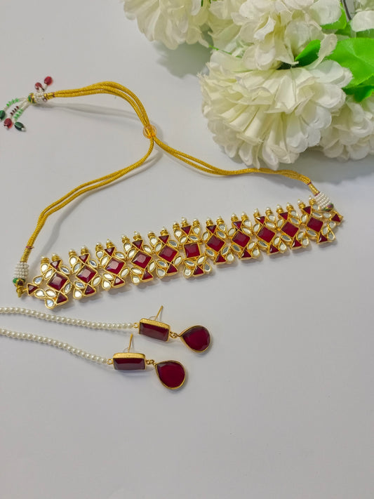 FARSHI KUNDAN MAHROON CHOKER