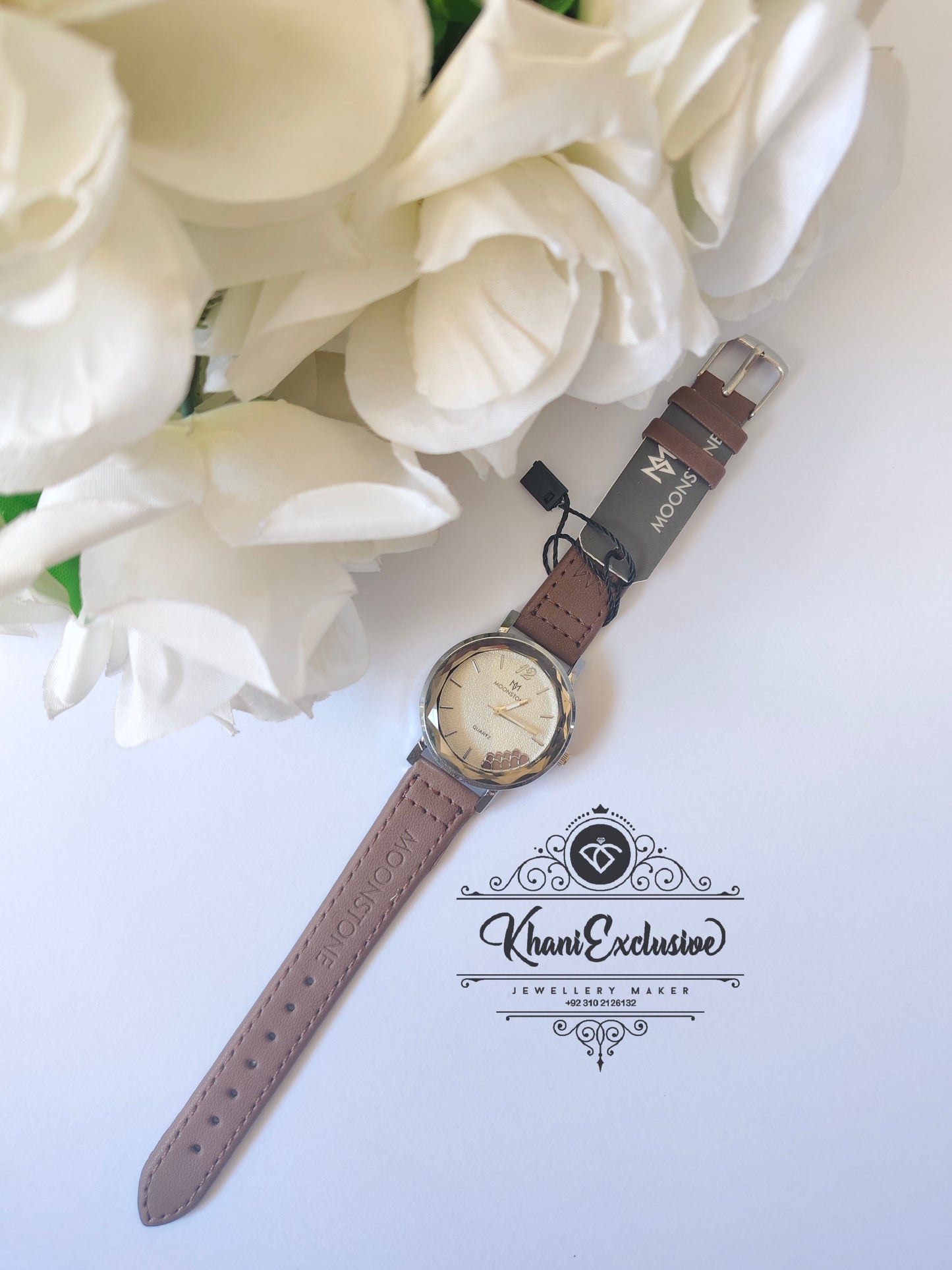 FEMALE BROUN STRAP WATCH