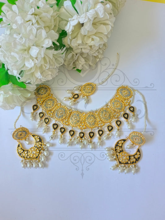 KUNDAN WHITE & GRAY COLOR NACKLES